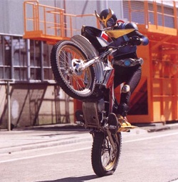 Motor Kamen Rider W. 5 Tunggangan Mewah Milik Kamen Rider