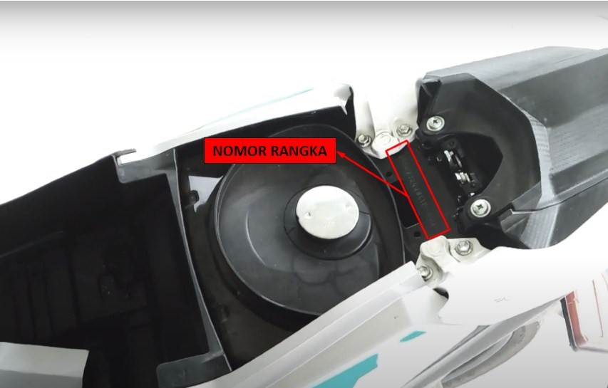 Letak Nomor Mesin Yamaha Mio M3. Letak Nomor Mesin dan Rangka Mio