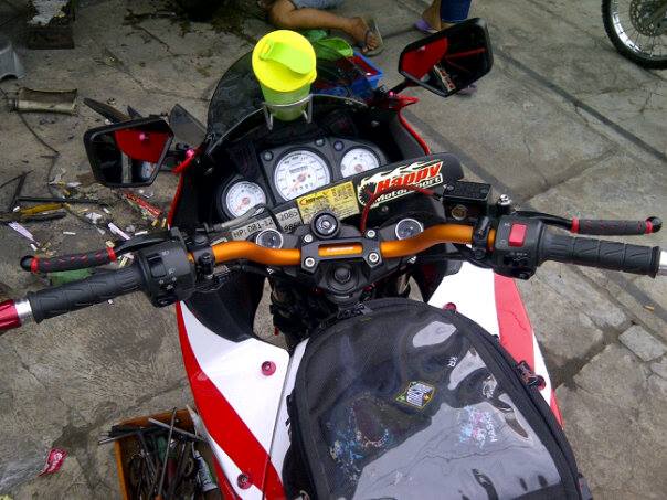 Cb150r Pakai Stang Ninja. Modifikasi Kawasaki Ninja 250 Pakai Stang Baplang Er-6N biar Anti