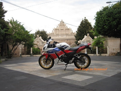 Velg Daytona Gp Wheel. Modifikasi Minimalis Honda CBR150R lokal Velg Daytona konsep