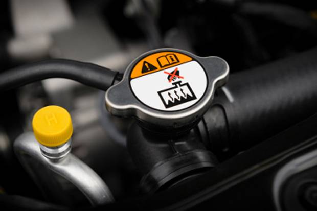 Cara Kuras Radiator Mobil. Tak Perlu ke Bengkel, Begini Cara Simpel Kuras Radiator Mobil di
