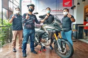 Motor Adventure 150cc. Motor Adventure Touring Dikelas 150cc Pertama Di Indonesia, New