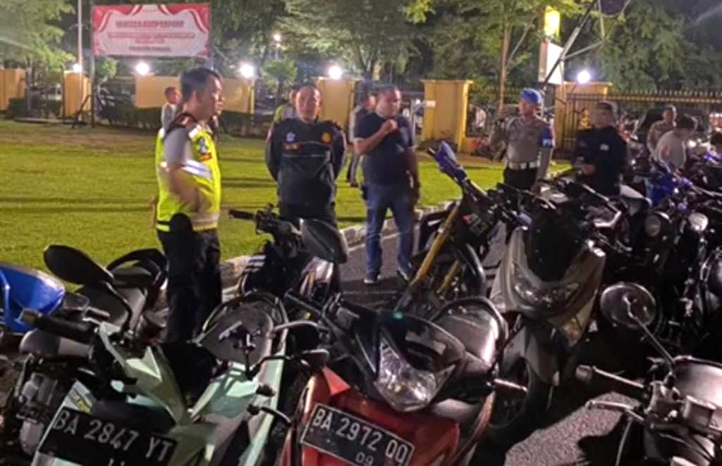 Plat Knalpot Racing. 110 Kendaraan Knalpot Racing dan tak Ada Plat Nomor Disikat di