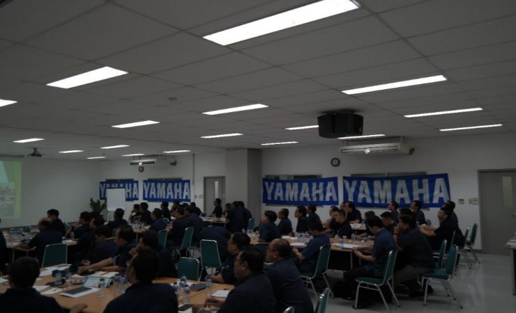 Tulisan Jepang Yamaha. Managerial Lecture “Masyarakat dan Budaya Kerja Jepang” di PT