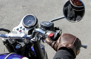 Cara Mengatasi Motor Susah Hidup. Motor Susah Hidup ? Ini 10 Penyebab + Cara Ampuh Mengatasinya