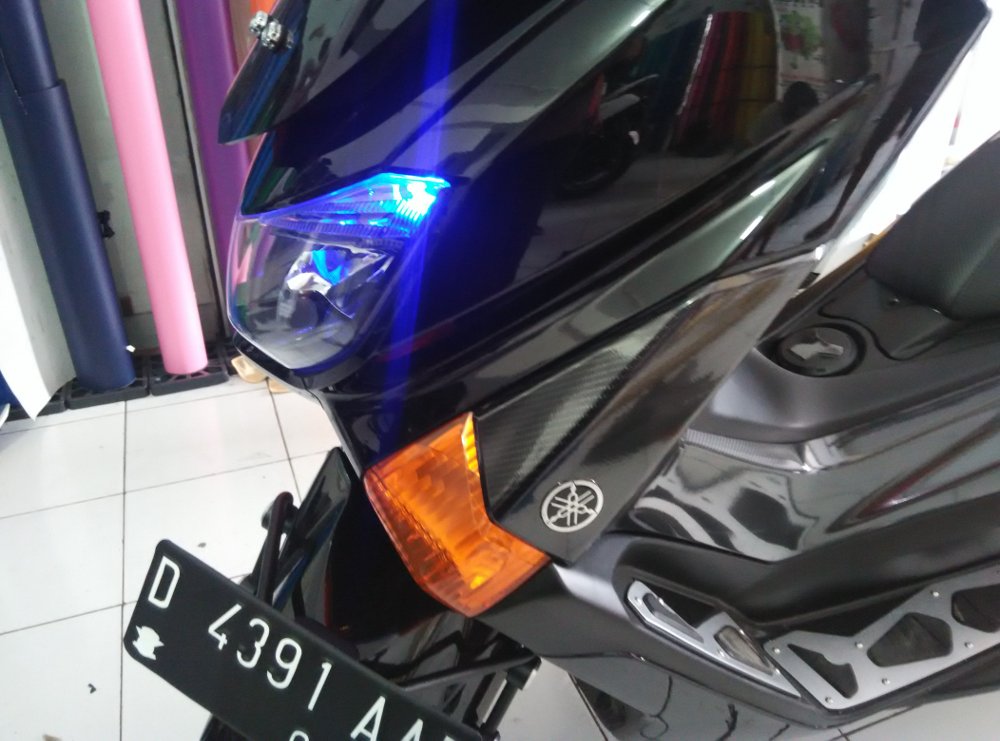 Skotlet Lampu Motor. Bahaya Menempel Cutting Sticker di Lampu Motor – blog apa aja
