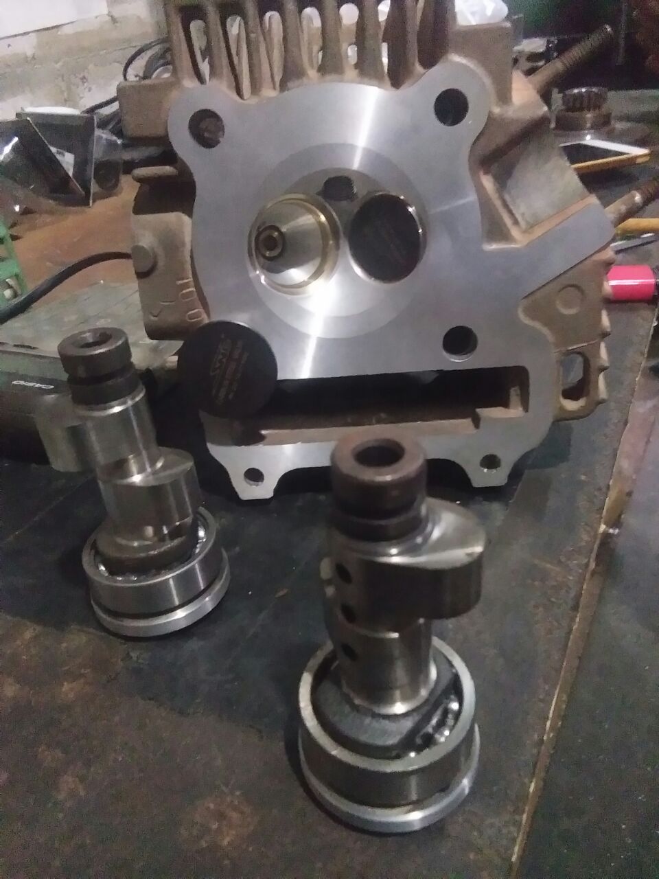 Klep Besar Untuk Harian. Head big valve : Cylinder Head Yamaha Jupiter & Mio dengan