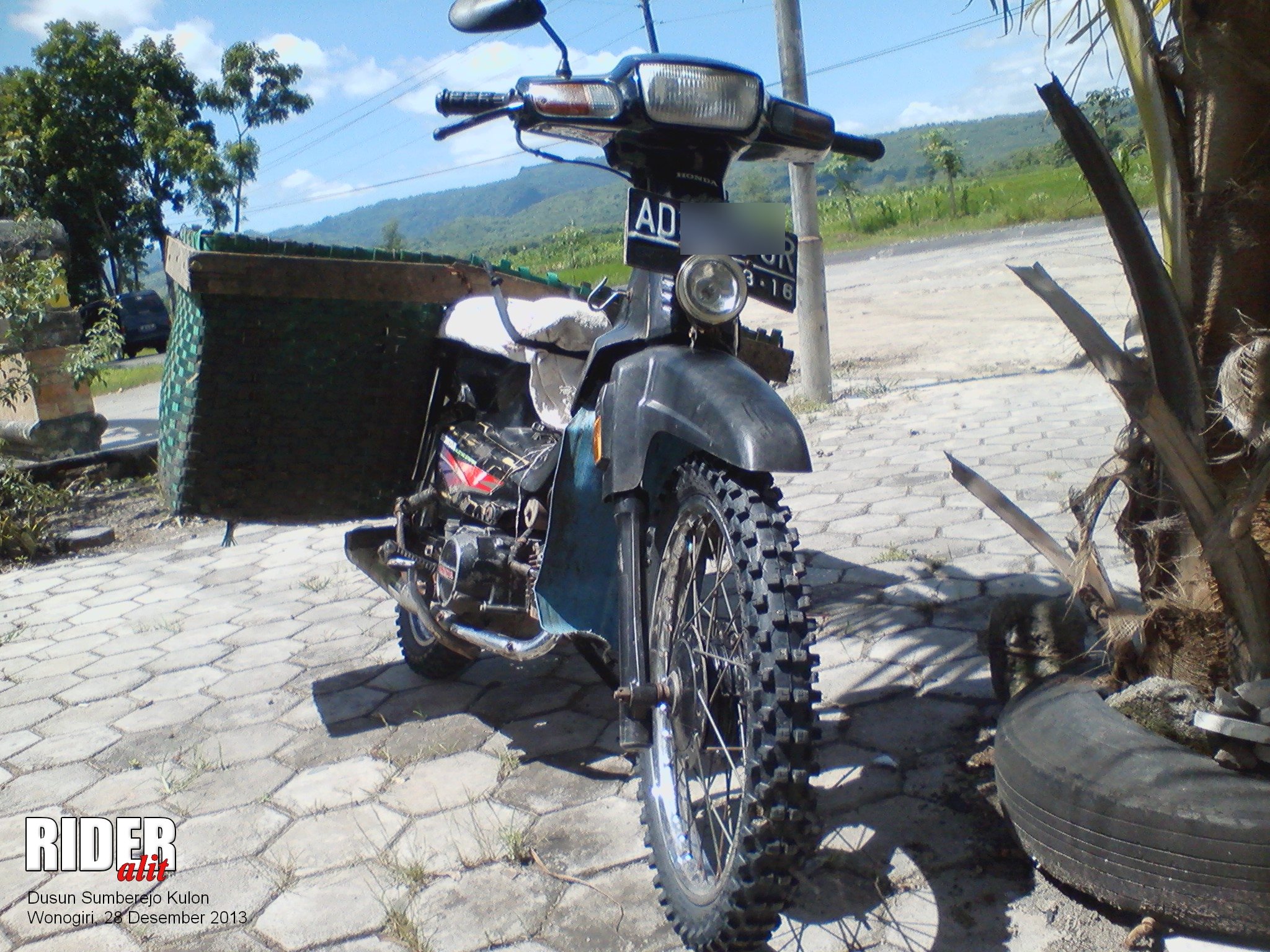 Astrea Grand Modif Ban Besar. 62 Modifikasi Motor Grand Ban Besar Terbaru Dan Terkeren
