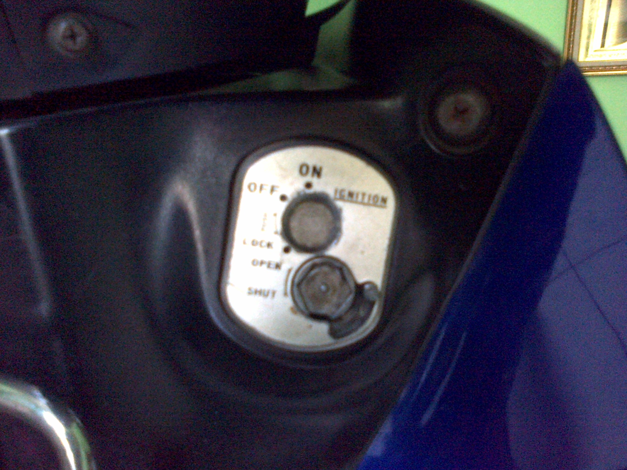 Cara Buka Tutup Kunci Vario Yang Macet. Cara Membuka Penutup Kunci Motor Vario Yang Macet