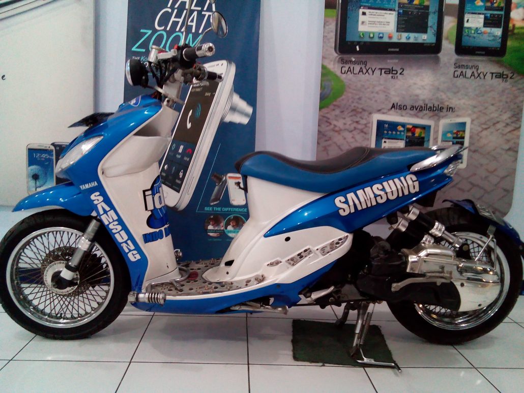 Modifikasi Motor Mio Smile Warna Putih. Koleksi Ide 68 Modifikasi Motor Mio Smile Warna Hitam Terbaru