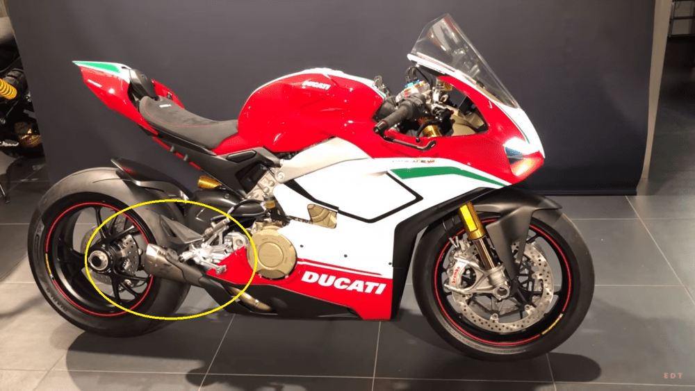 Bunyi Knalpot Akrapovic. Bikin Merinding Suara Ducati Panigale V4 Knalpot Akrapovic