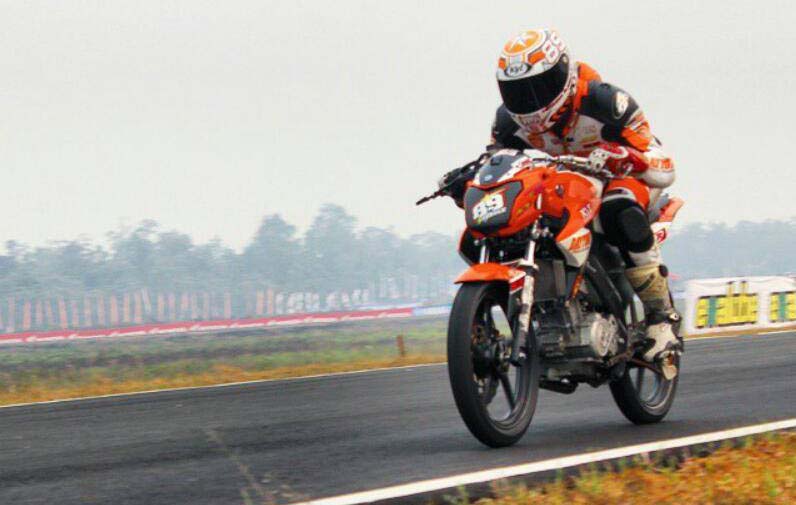 Ukuran Ban Vixion Road Race. Kangen Aksi Bule Jinnakkan Yamaha Vixion