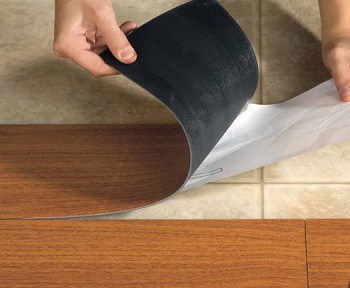 Cara Pasang Karpet Lantai. Cara Memasang Karpet Lantai Tile dan Vinyl
