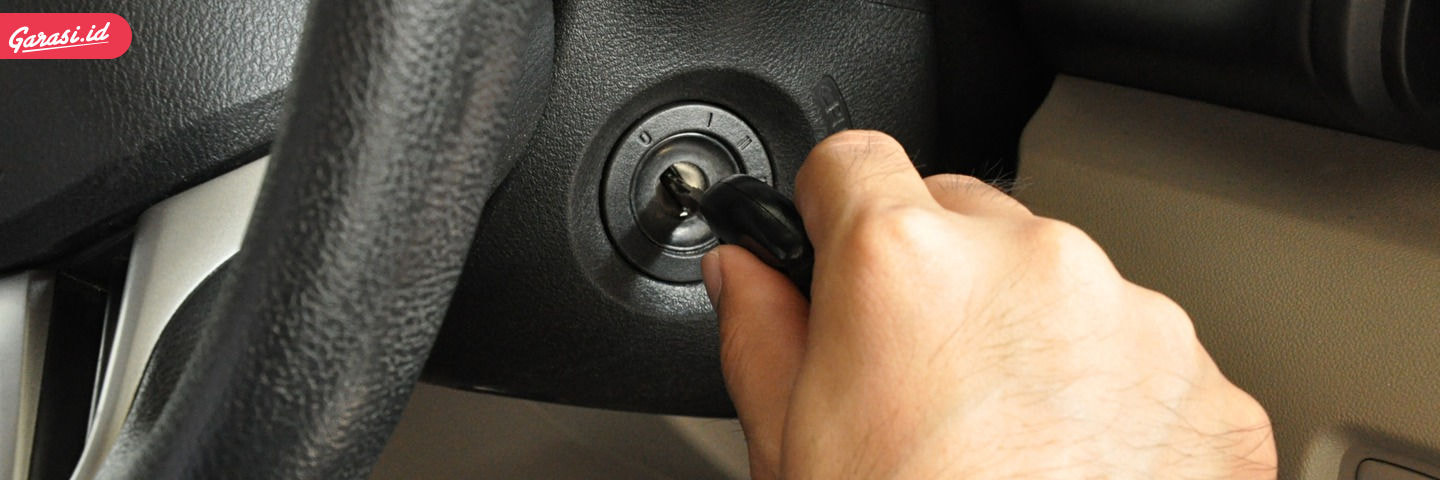 Mobil Distarter Tidak Bunyi Sama Sekali. 4 Sebab Mobil Susah di Starter