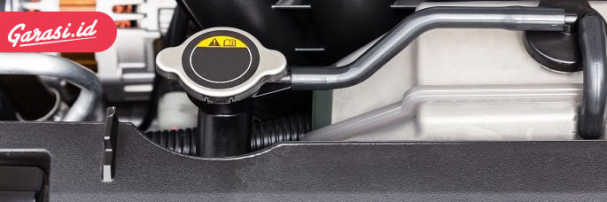 Cara Mengatasi Radiator Cepat Panas. Mesin mobil cepat panas begini cara mengatasinya