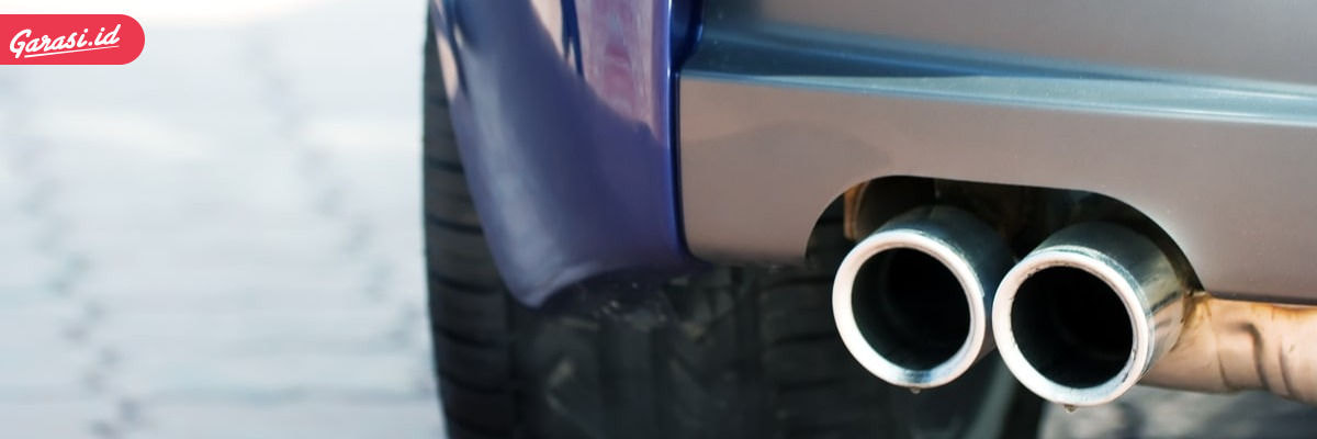 Air Radiator Bocor Di Knalpot. Knalpot Mobil Keluar Air Tidak Berbahaya