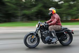 Penyebab Gas Motor Susah Turun. Penyebab Motor Susah Langsam? Coba Trik Ini Untuk Mengatasinya!