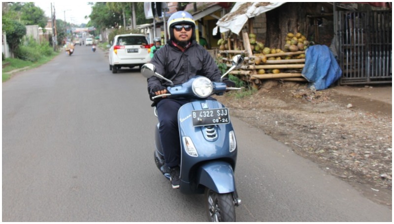 Tangki Bensin Vespa Matic. Konsumsi BBM Vespa LX 125 I-get, Irit? – Moladin
