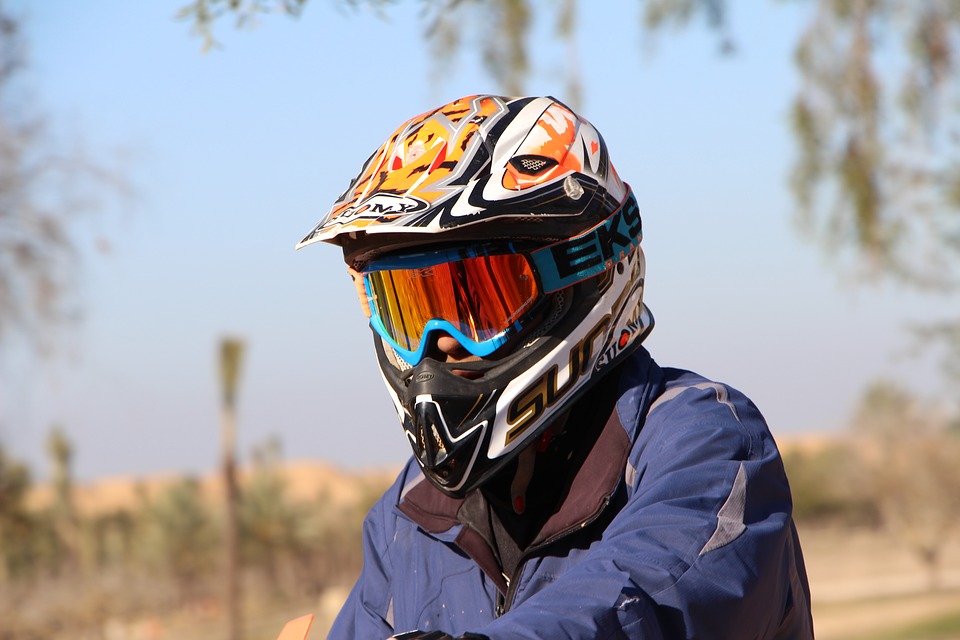 Helm Cocok Untuk Vixion. Bingung Pilih Helm yang Cocok? Pilih Aja yang Sesuai dengan