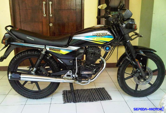 Berapa Cc Motor Gl Pro. Spesifikasi dan Kelebihan Honda GL Pro Black Engine