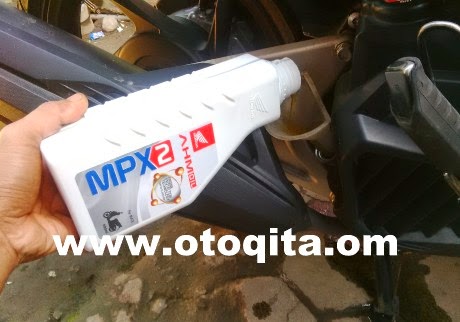 Letak Baut Oli Vario 125. Tempat Baut Tap Oli Mesin Motor Vario – Situs Oto