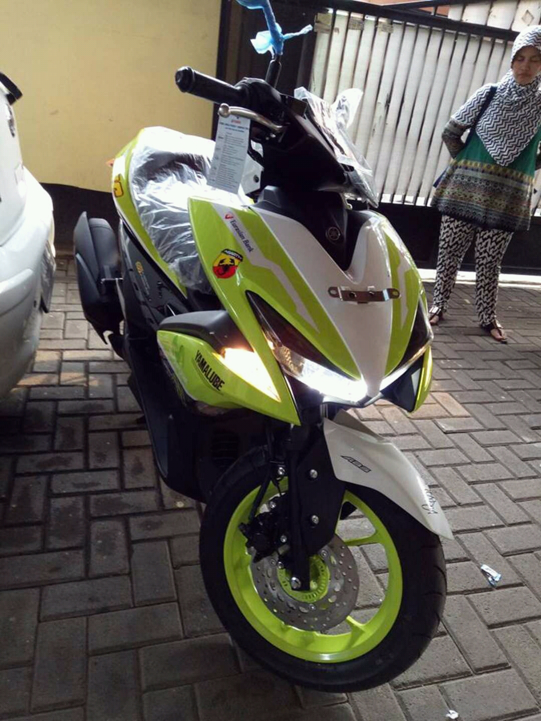 Warna Velg Vixion Hijau Stabilo. Warna Velg Yang Cocok Untuk Motor Putih Hijau