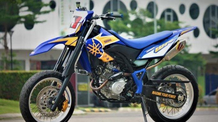 Cara Modifikasi Motor Trail. Cara Mudah Modifikasi Motor Trail Jadi Supermoto, Tampilan Jadi