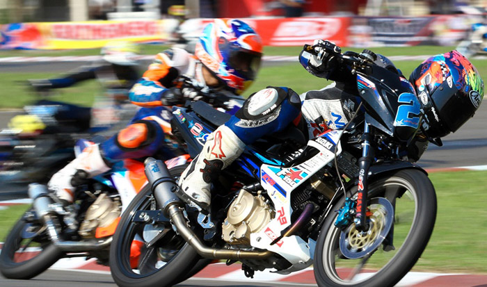 Satria Fu Road Race Indoprix. Indoprix 150cc Race 2 Binuang, ajang pembuktian DOHC vs SOHC