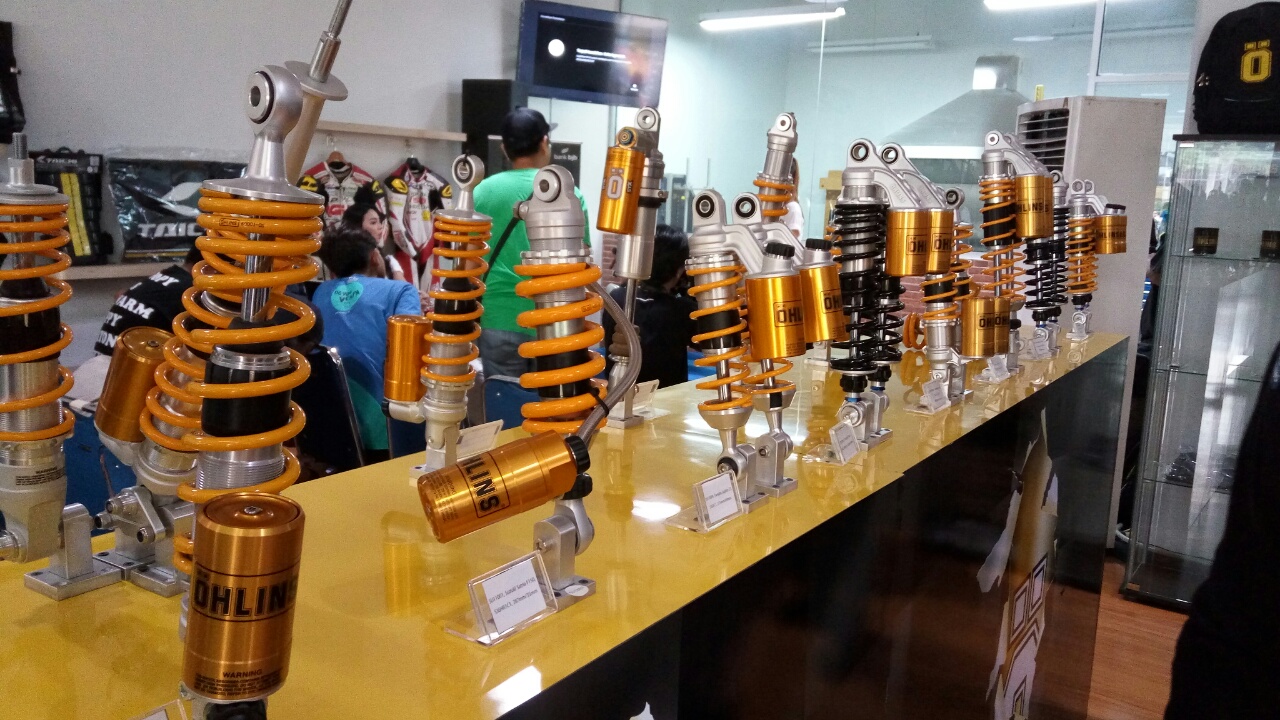 Shock Cbr250rr. Ohlins Honda CBR250RR: Bikin CBR-mu Nyaman Cornering