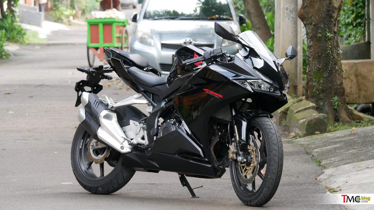 Cbr250rr Black Freedom. Honda CBR250RR Black Freedom 4,8 Juta lebih rendah Sepertinya