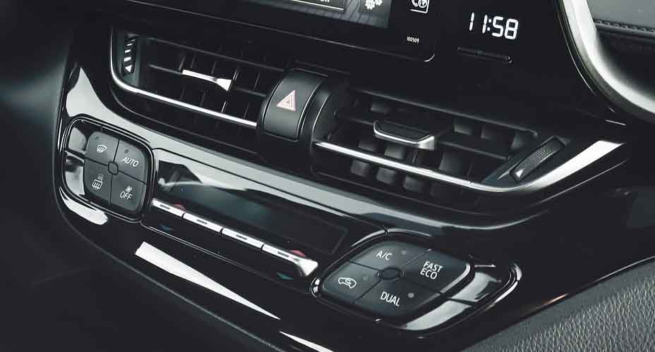 Cara Menghilangkan Bau Asap Knalpot. AC Mobil Bau Asap Knalpot? Ini dia Penyebabnya!