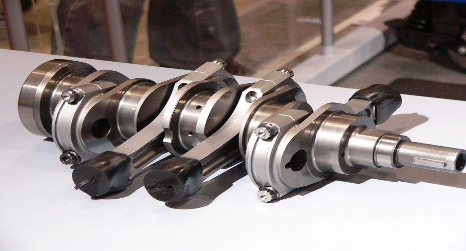 Komponen Yang Menghubungkan Gigi Sprocket Antara Crankshaft Dan Camshaft. Perbedaan Camshaft dan Crankshaft pada Mobil