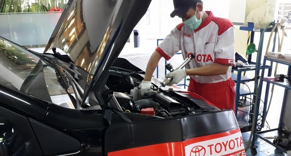 Cara Mengatasi Mobil Injeksi Mogok. Mobil Injeksi Tidak Bisa Hidup, Ini 5 Solusinya!