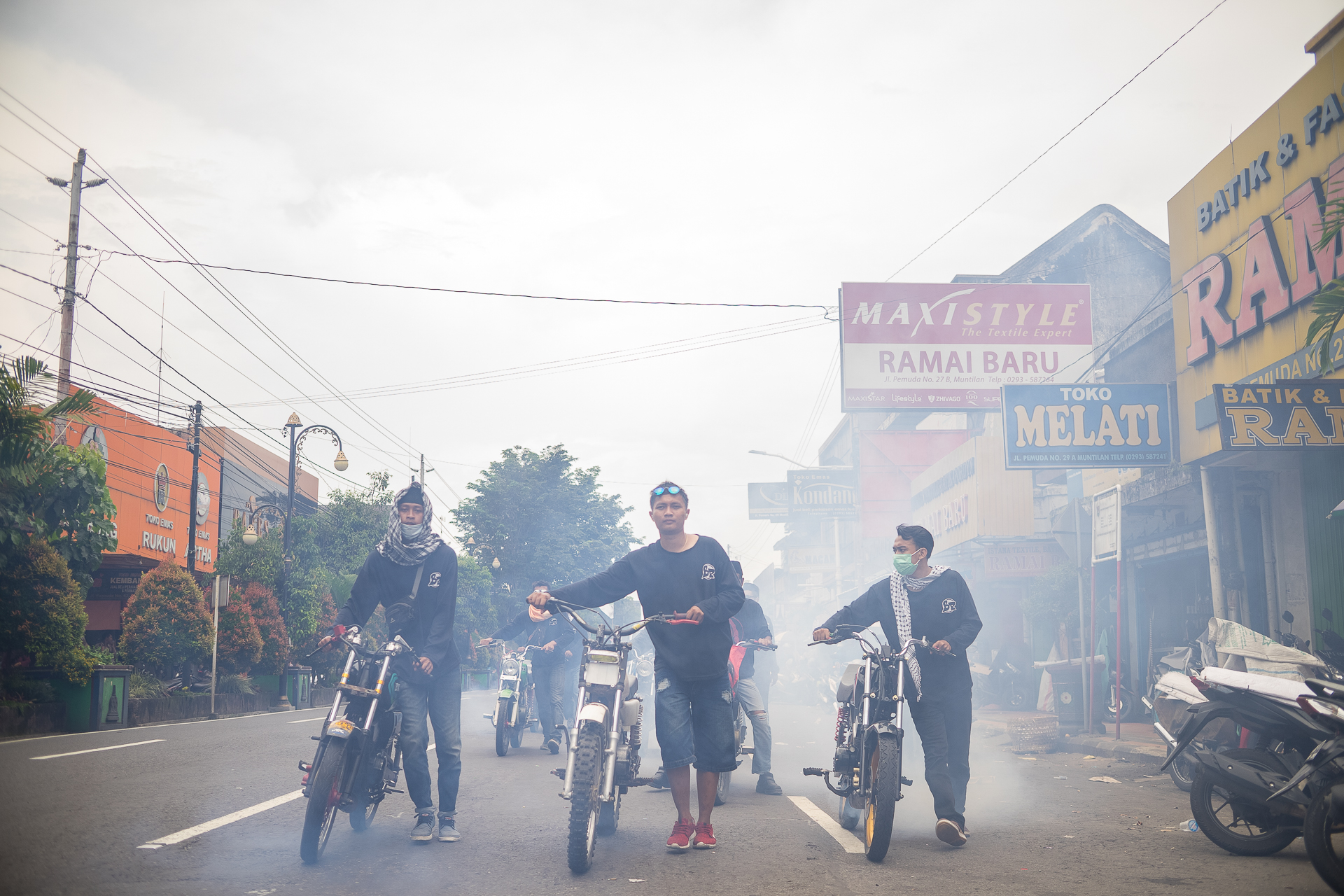 Konvoi Motor Adalah. Konvoi Motor Blombongan Super Bising, Tradisi yang Tak Pernah