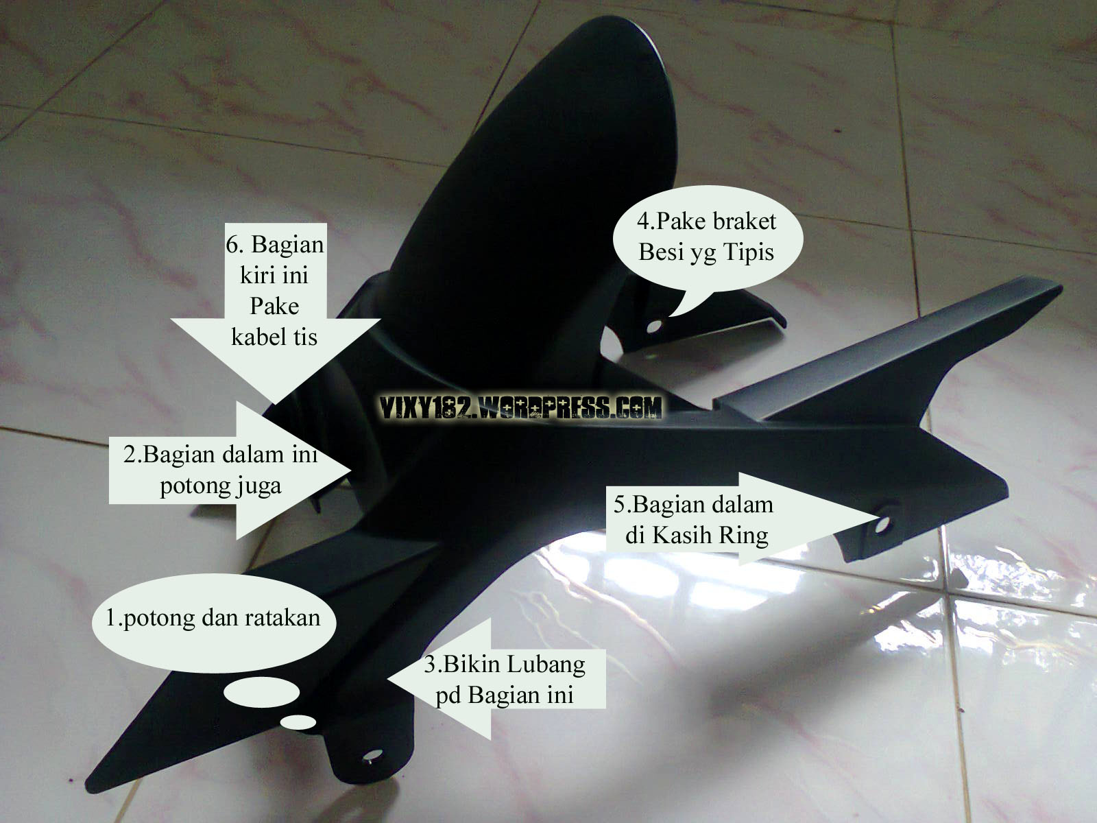 Spakbor Kolong Byson. Pasang spakbor Kolong byson di vixion