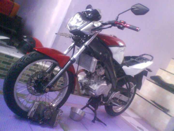 Cara Isi Air Radiator Vixion. cara menguras dan mengisi kembali air radiator V-Ixion / FZ150i
