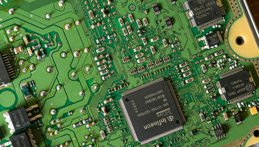 Ciri Ciri Ecu Rusak. ECU Mobil - Kenali Fungsi, Jenis dan Ciri-Ciri Kerusakannya