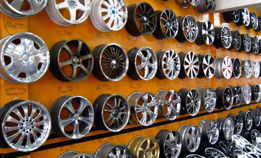 Cara Memilih Velg Mobil. 7 Hal yang Harus Diperhatikan Ketika Memilih Velg Mobil