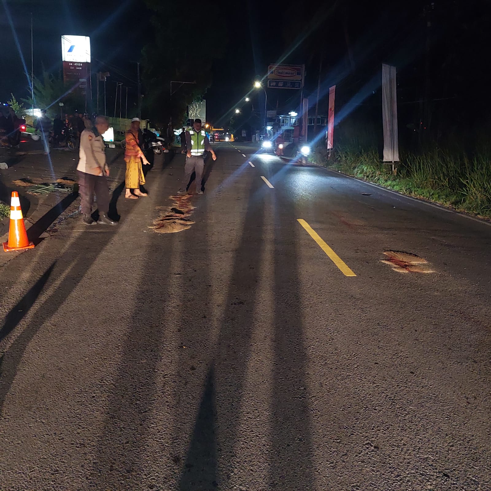 Honda Jupiter Mx. Honda Scoopy Tabrak Jupiter MX, 2 Pemotor Tewas di Baros