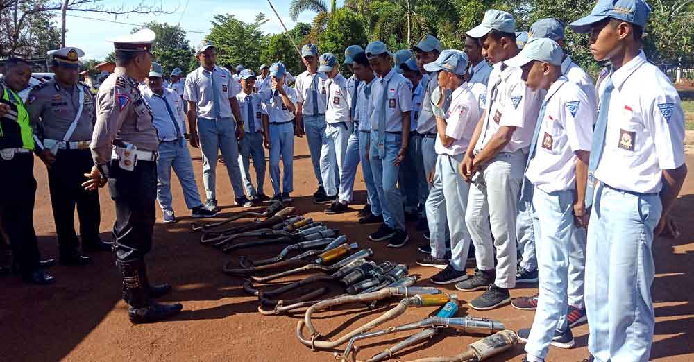 Knalpot 2 Tak Nyaring. Satlantas Sweeping Knalpot Nyaring Motor Pelajar