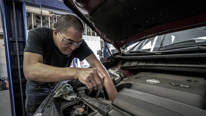 Cara Membuat Mesin Mobil. Cara Membuat Mesin Mobil Menjadi Halus, Ternyata Caranya Begini!