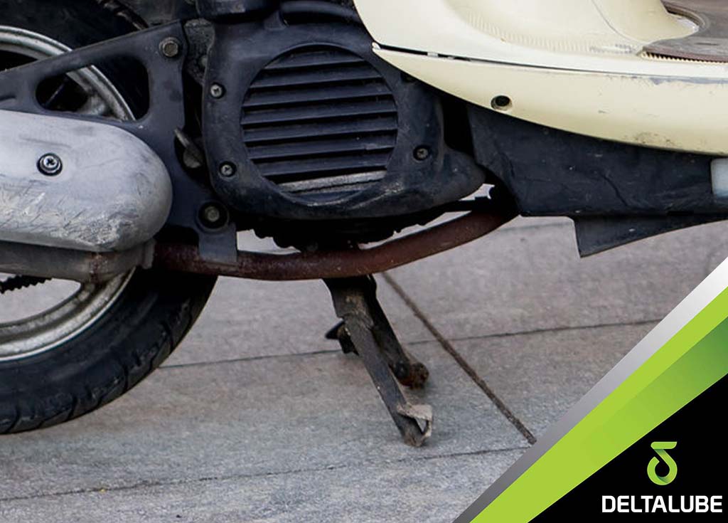 Standar Tengah Motor. Standar Tengah Motor Matic Macet
