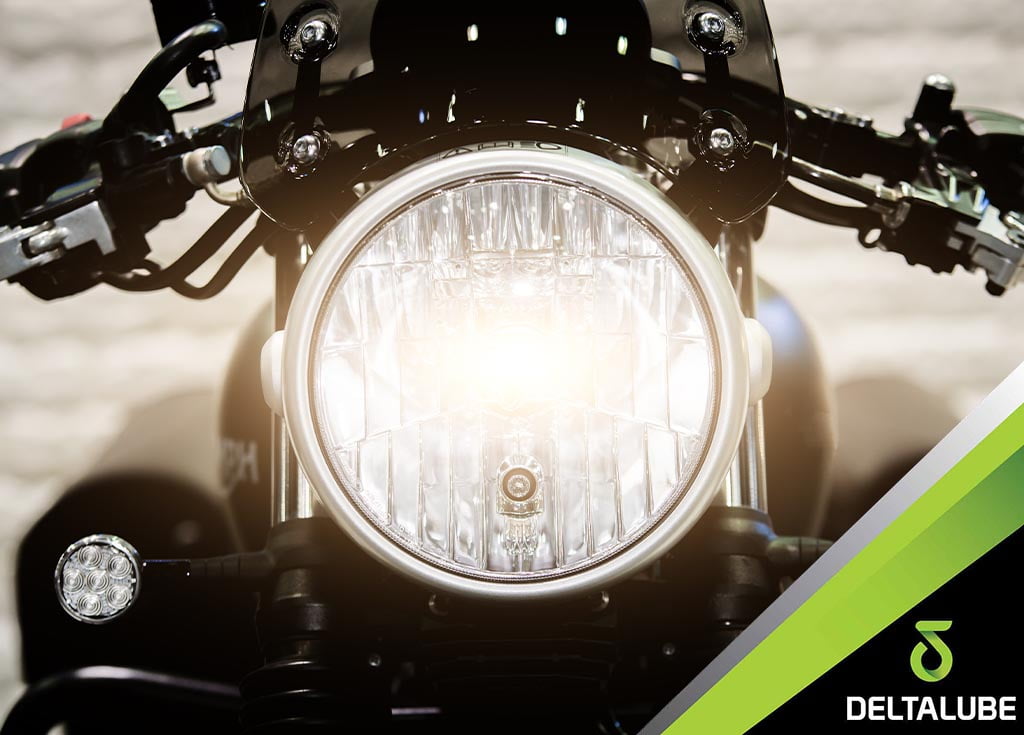 Lampu Bawah Motor. Cara Setel Ketinggian Lampu Depan Sepeda Motor untuk