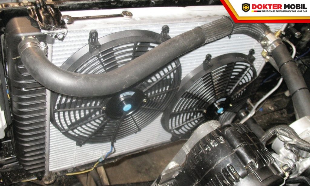 Kipas Radiator Mobil Tidak Berputar. 6 Penyebab Kipas Radiator Mobil Tidak Berputar dan Solusinya