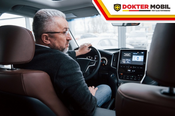 Lampu Speedometer Mobil Kedap Kedip. Kenali! Lampu Indikator Mobil Kedap Kedip dan Solusinya