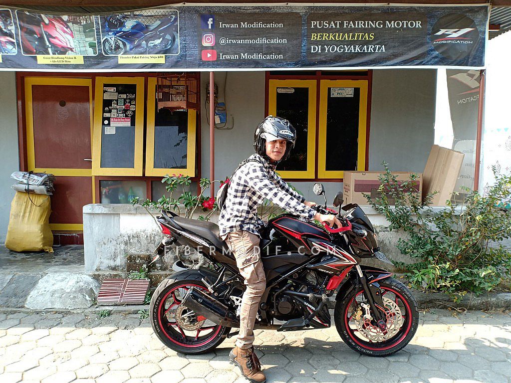 Tangki Cbr250rr. [Terpasang] Kondom Tangki Old CB150R model CBR250RR