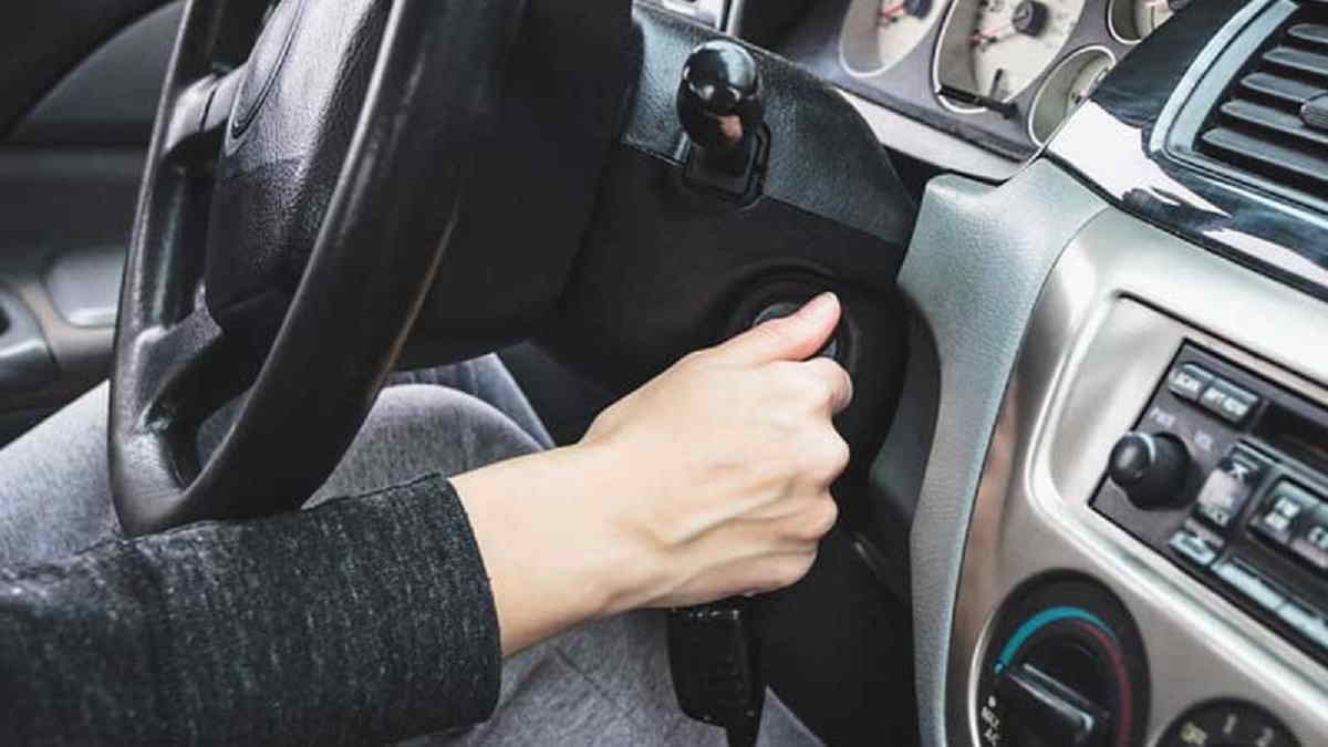 Kunci Pintu Mobil Tidak Bisa Diputar. Kunci Mobil Tidak Bisa Diputar, Cari Penyebabnya Sebelum