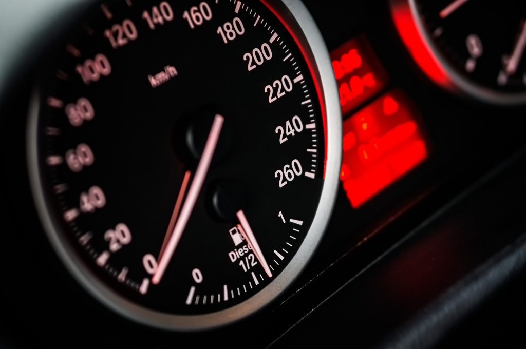 Penyebab Lampu Speedometer Mobil Mati. Cek Penyebab Spidometer Mobil Mati