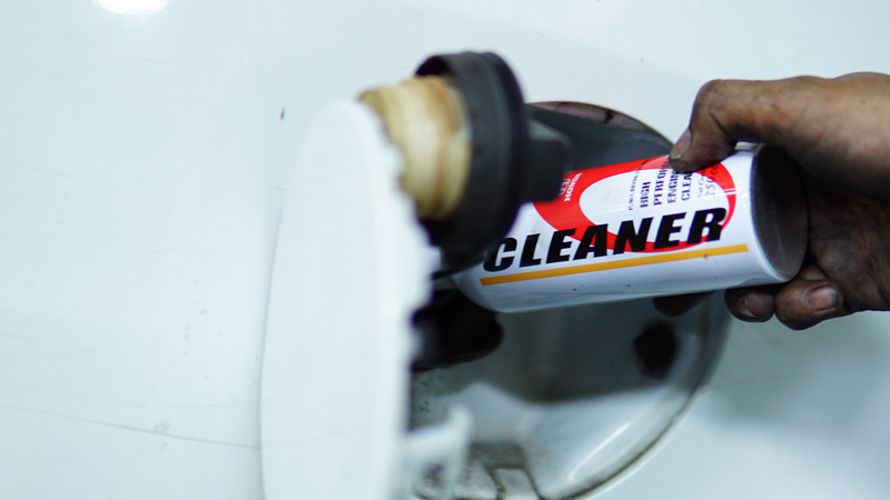 Cara Menggunakan Engine Cleaner Honda. Produk yang Bikin Mesin Mobil Honda Lebih Mantap!