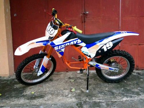 Harga Body Set Cb Tinggal Naik Mesin. Rangka Klx Sixdays Full Set Tinggal Naik Mesin